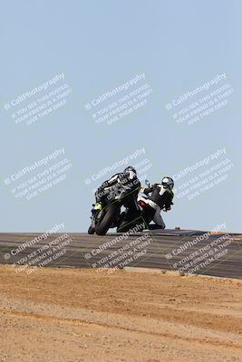 media/Feb-06-2025-Racers Edge (Thu) [[c17ed6f7b1]]/2-B Group/Session 4 End (Turn 10 Backside)/